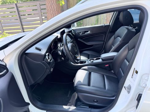 Used 2020 Mercedes-Benz GLA 250 4MATIC image 6