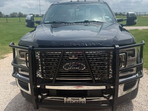 Used 2021 Ford F450 King Ranch w/ King Ranch Ultimate Package AWD/4WD image 2
