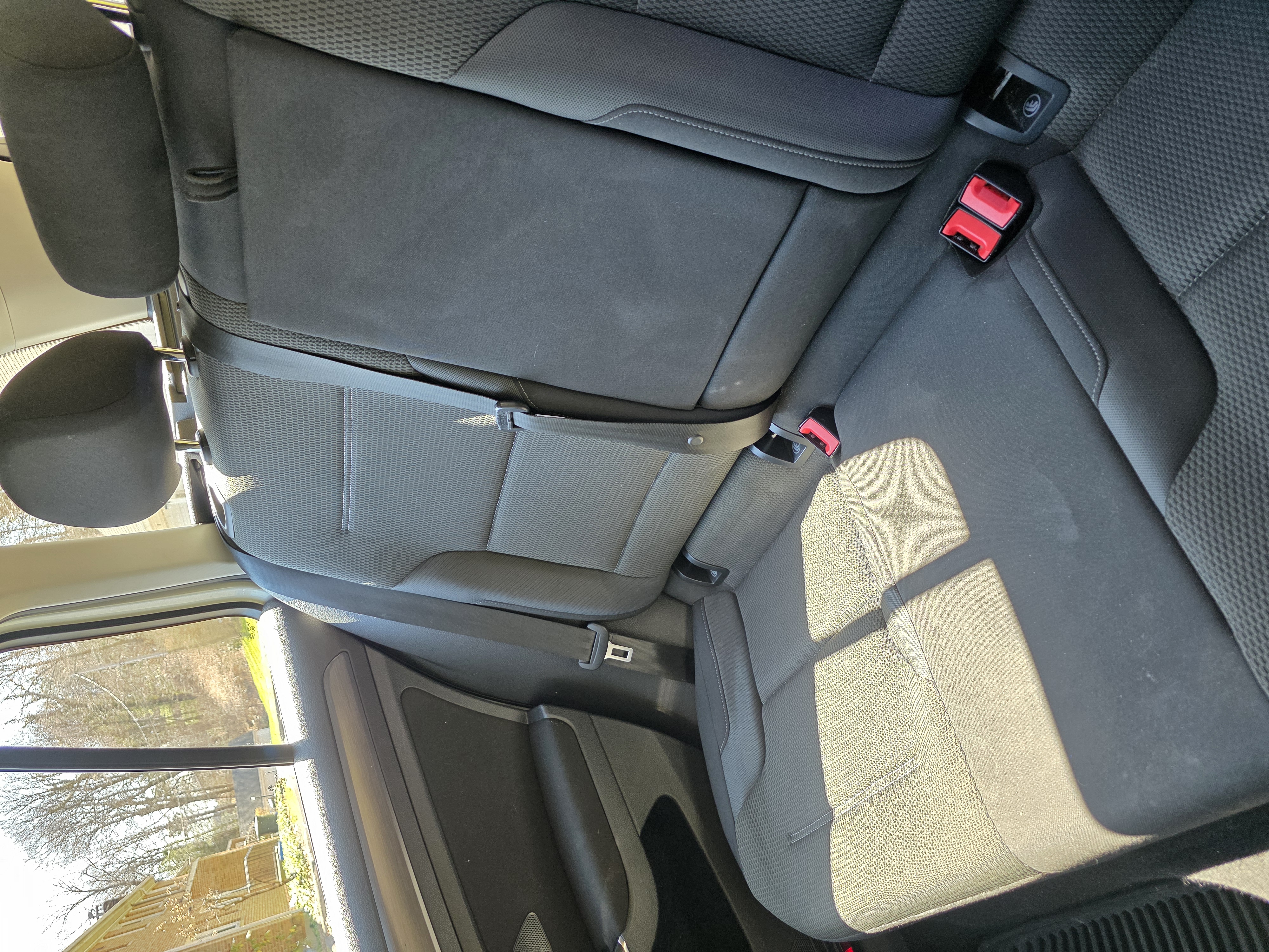 Used 2019 Volkswagen Golf S w/ Driver Assistance Package AWD/4WD image 15