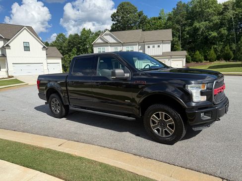 Used 2015 Ford F150 XLT w/ Equipment Group 301A Mid AWD/4WD image 5