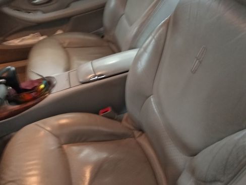 Used 1998 Lincoln Mark VIII LSC image 9