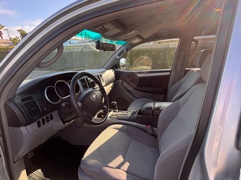 Used 2006 Toyota 4Runner Sport image 19