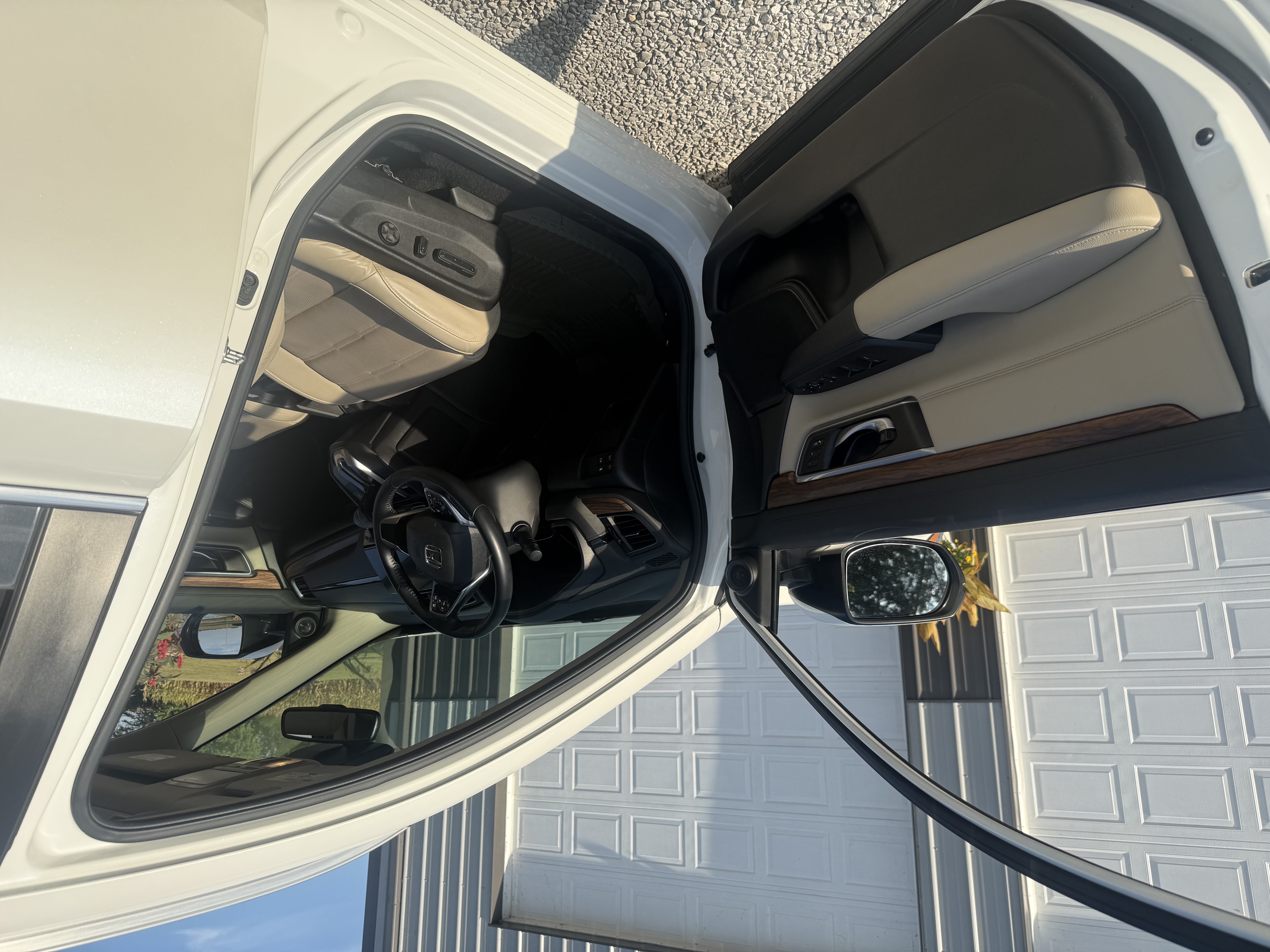 Used 2018 Honda CR-V Touring image 5