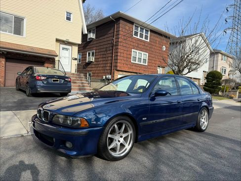 Used 2003 BMW M5 image 9