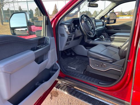 Used 2021 Ford F150 Lariat w/ Equipment Group 502A High image 9