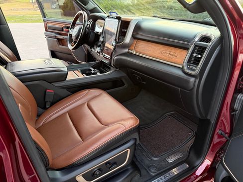 Used 2021 RAM 1500 Limited image 12