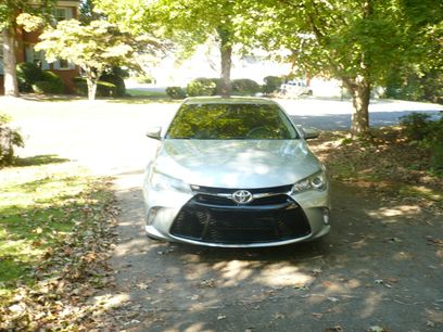 Used 2015 Toyota Camry SE
