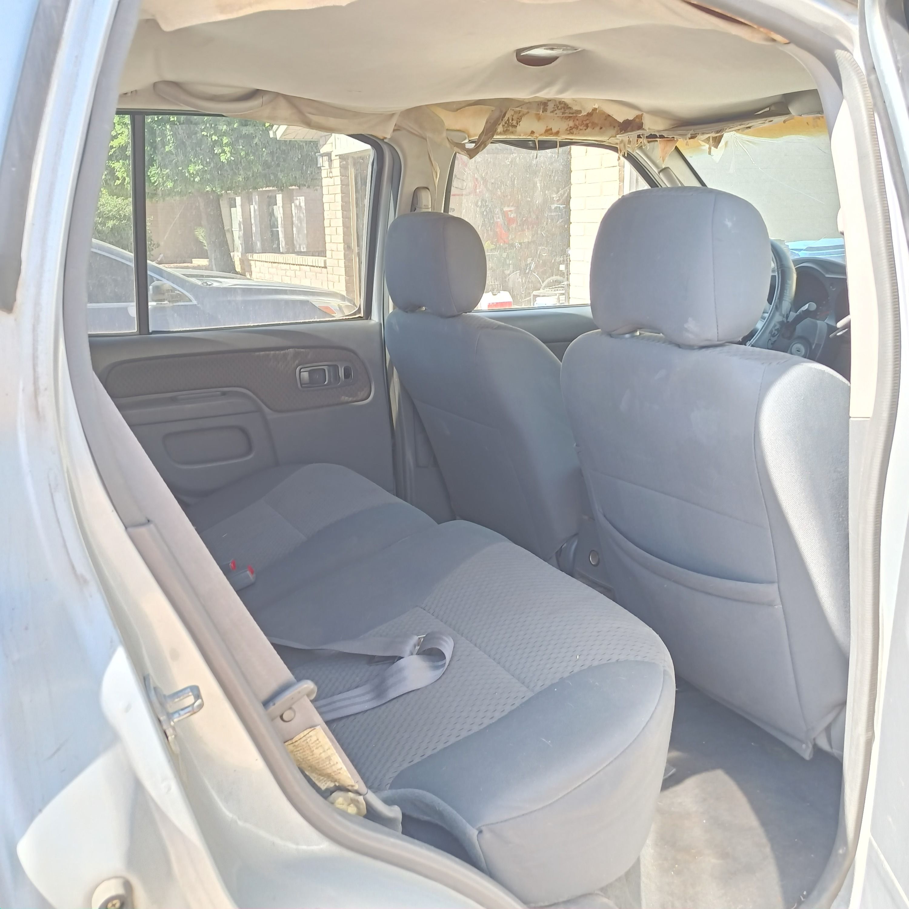 Used 2002 Nissan Xterra XE w/ (UTL) Utility Pkg RWD image 12