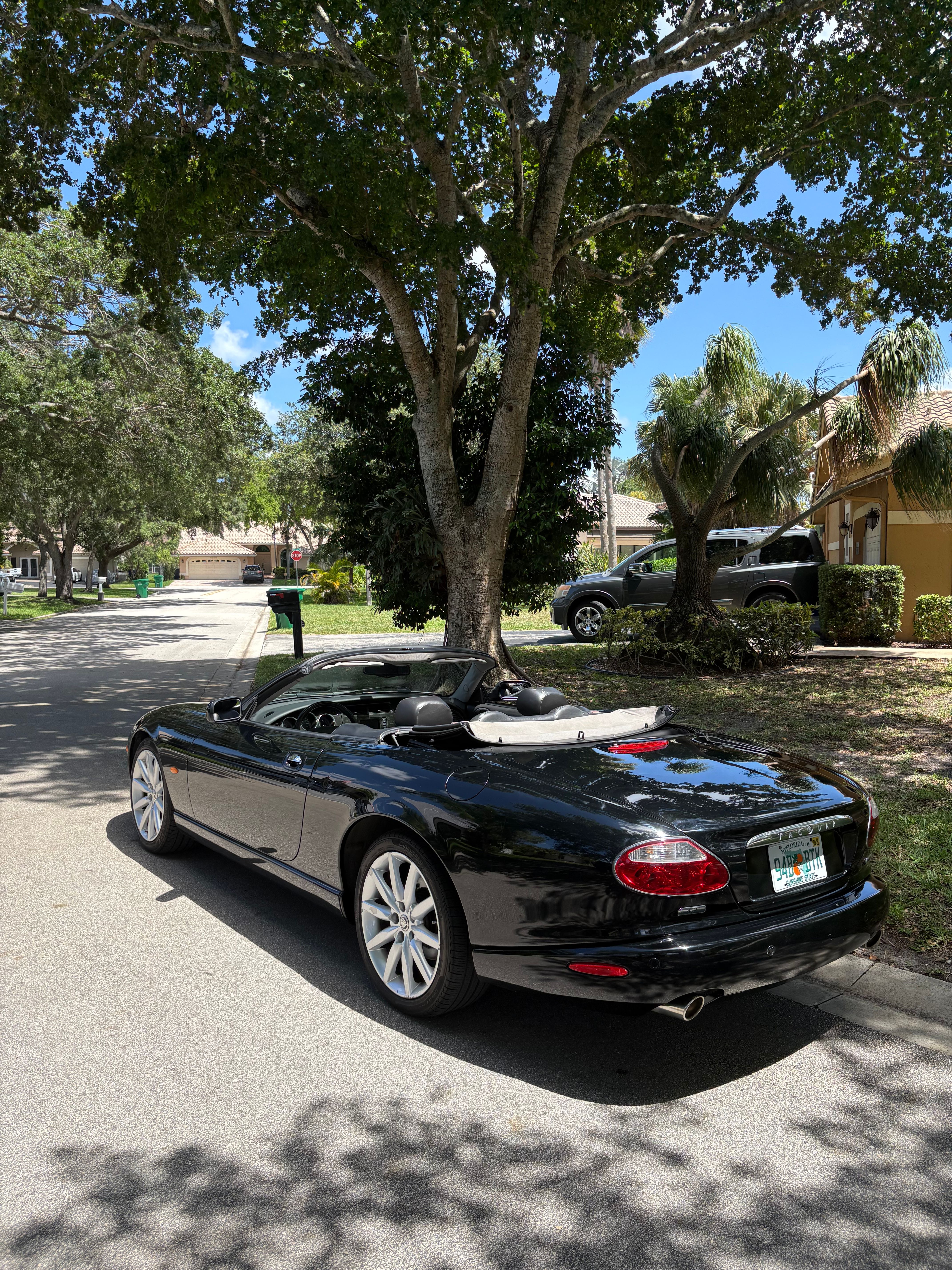 Used 2005 Jaguar XK8 Convertible RWD image 9