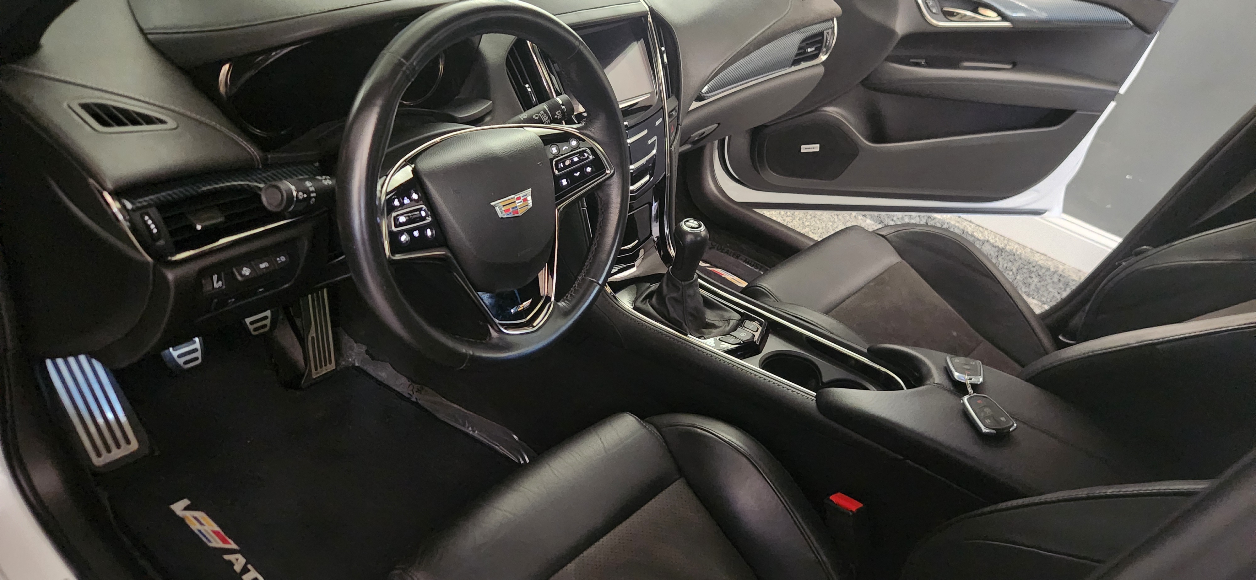 Used 2018 Cadillac ATS V w/ Luxury Package RWD image 27