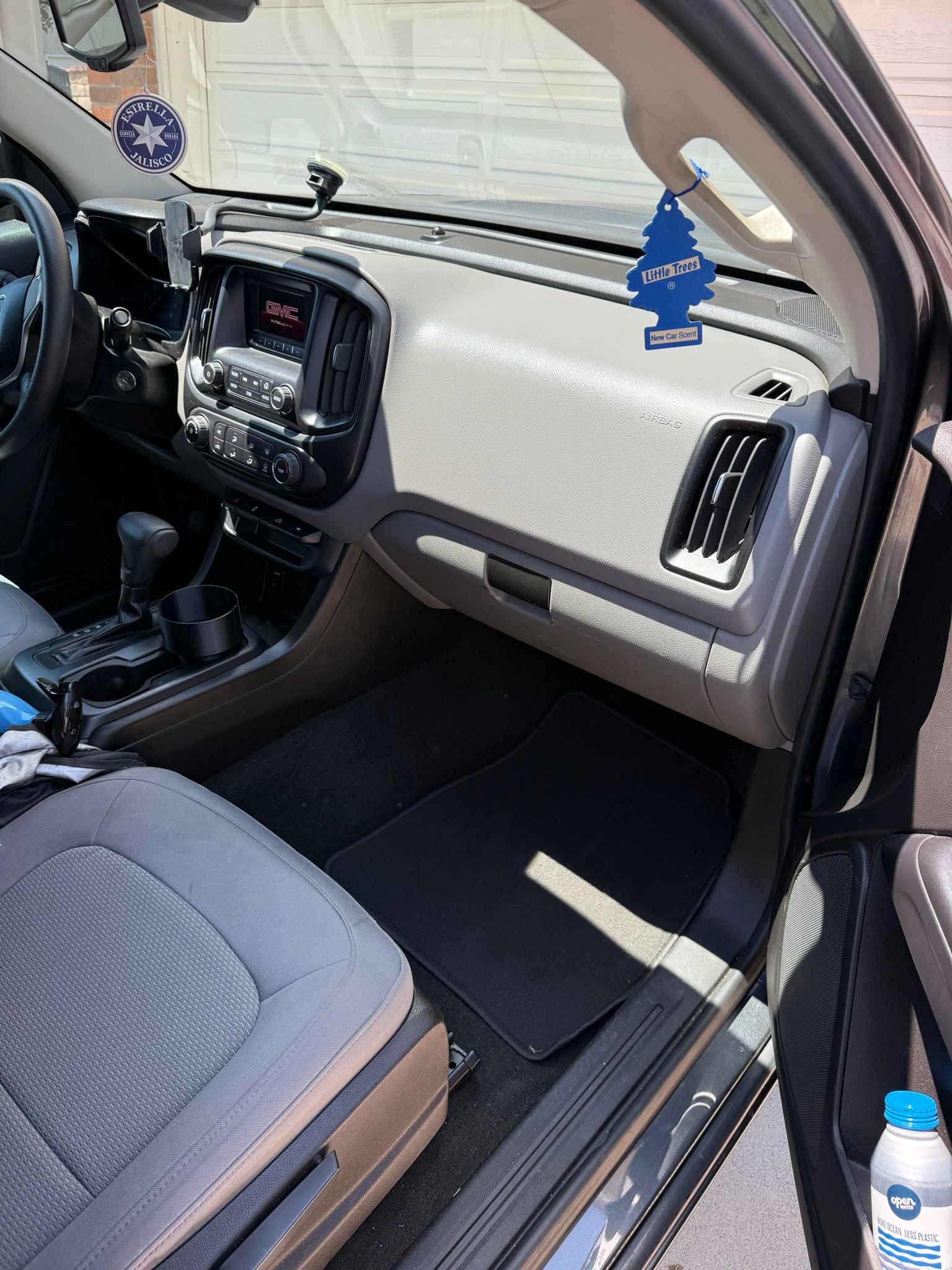 Used 2016 GMC Canyon 2WD Crew Cab w/ Convenience Package image 17