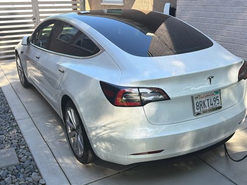 Used 2020 Tesla Model 3 RWD image 10