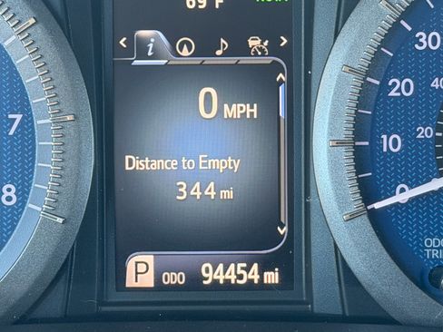Used 2018 Toyota Sienna XLE Premium FWD image 14