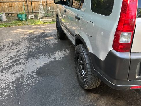 Used 2002 Honda CR-V LX image 5