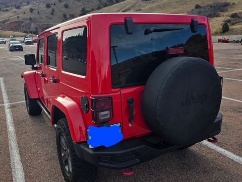 Used 2017 Jeep Wrangler Unlimited Rubicon image 5