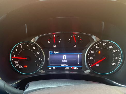 Used 2020 Chevrolet Equinox LT image 14