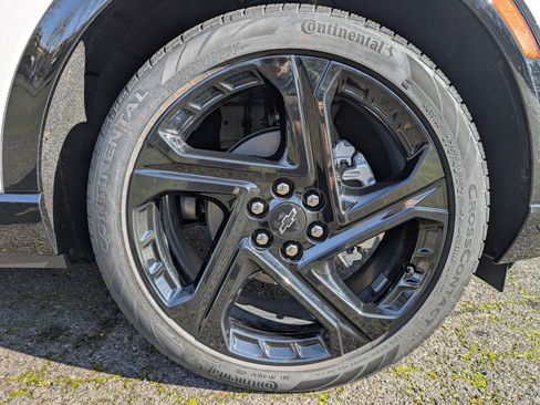 Used 2025 Chevrolet Equinox EV RS image 13