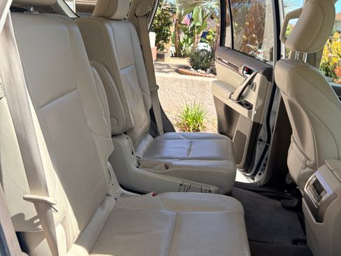 Used 2017 Lexus GX 460 Luxury AWD/4WD image 11
