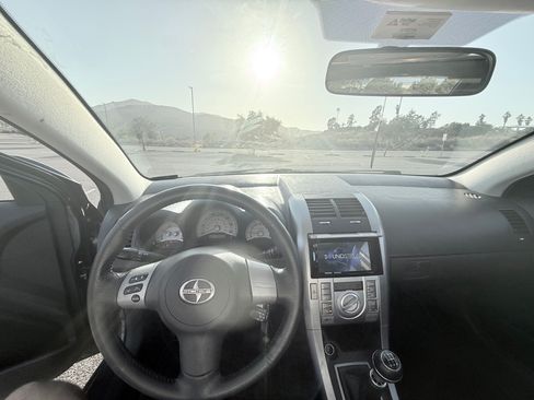 Used 2006 Scion tC FWD image 9