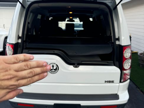 Used 2011 Land Rover LR4 HSE image 30