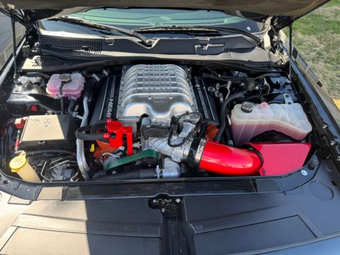 Used 2021 Dodge Challenger SRT Hellcat image 6