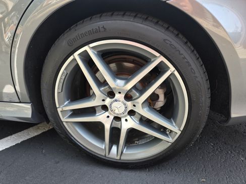 Used 2014 Mercedes-Benz E 350 4MATIC Sedan image 20