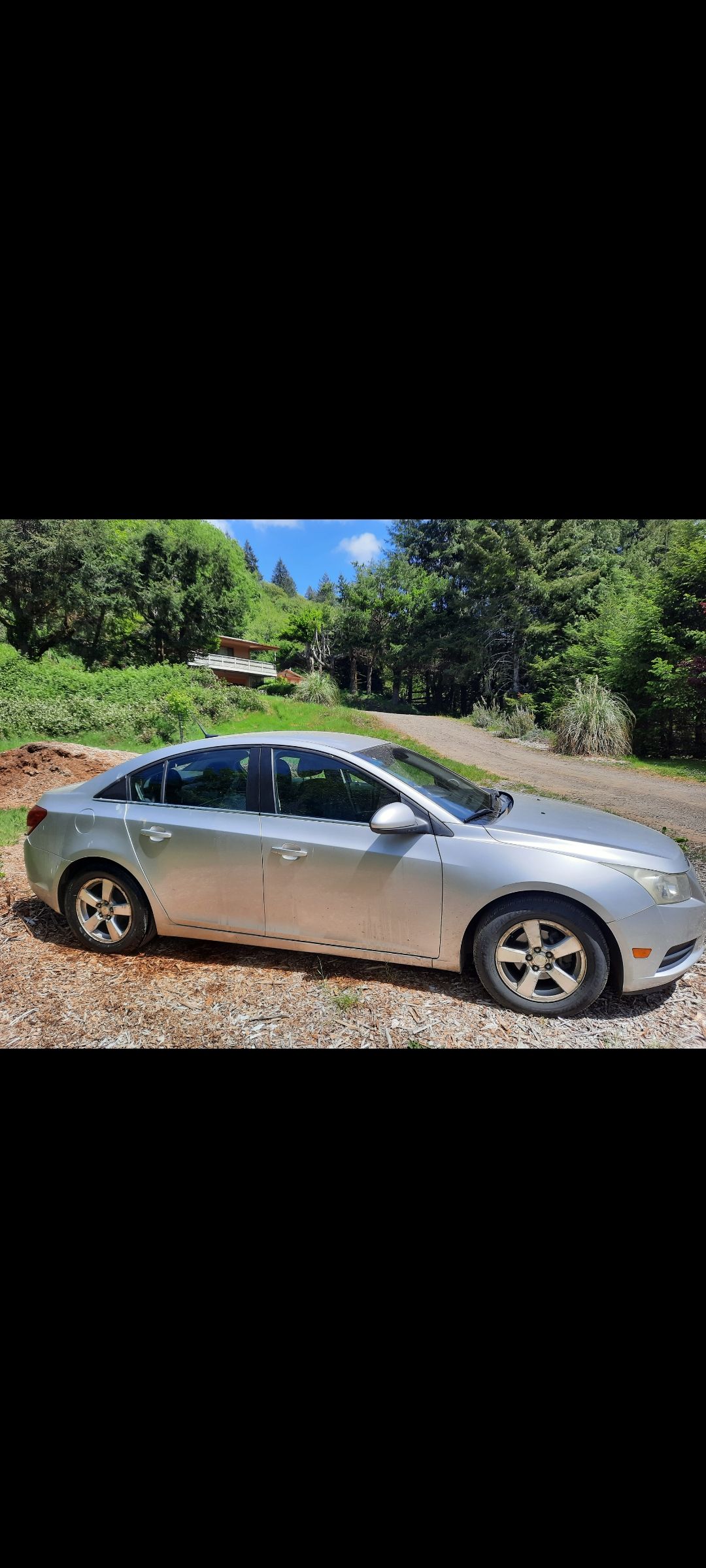 Used 2014 Chevrolet Cruze LT FWD image 1