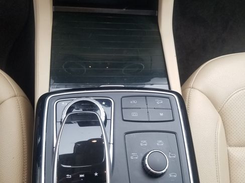 Used 2017 Mercedes-Benz GLS 450 4MATIC image 17