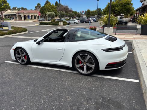 Used 2024 Porsche 911 Targa 4S AWD/4WD image 11