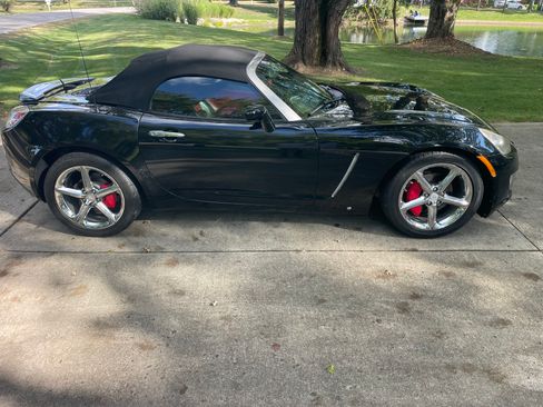 Used 2009 Saturn Sky Red Line image 9