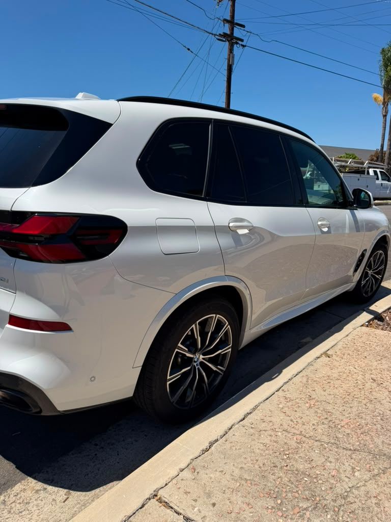 Used 2026 BMW X5 xDrive40i w/ M Sport Package AWD/4WD image 21