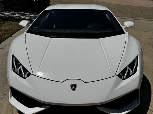 Used 2016 Lamborghini Huracan LP 610-4 AWD/4WD image 1