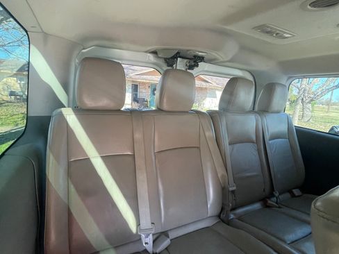 Used 2015 Nissan NV 3500 SL w/ Technology Package image 21