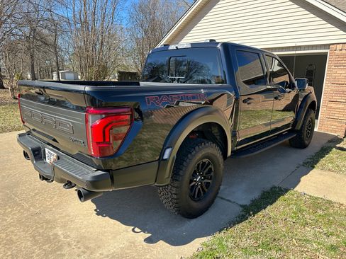 Used 2024 Ford F150 Raptor image 8