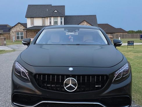 Used 2015 Mercedes-Benz S 63 AMG 4MATIC Coupe image 2