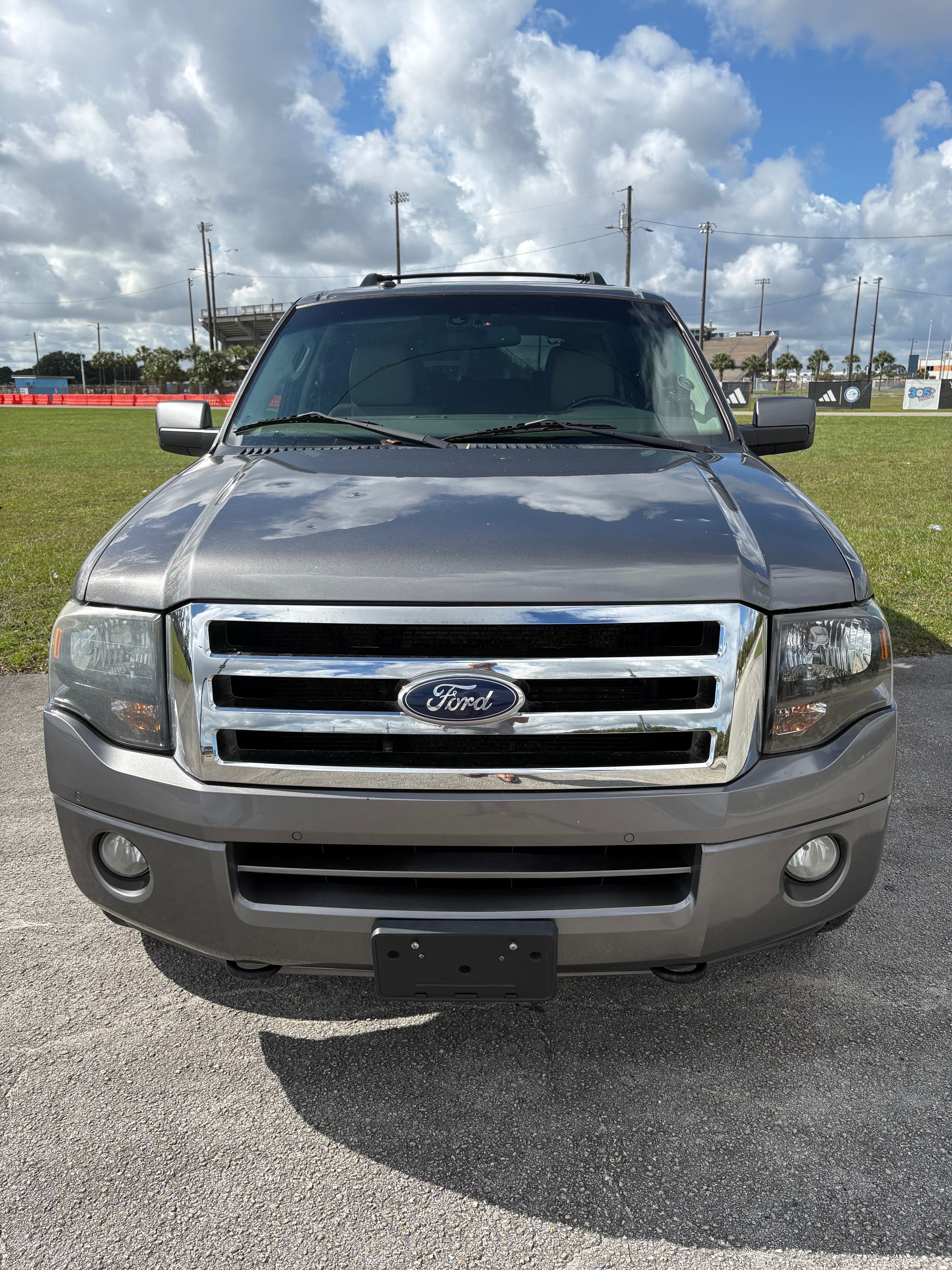 Used 2014 Ford Expedition EL Limited w/ Equipment Group 301A RWD image 4