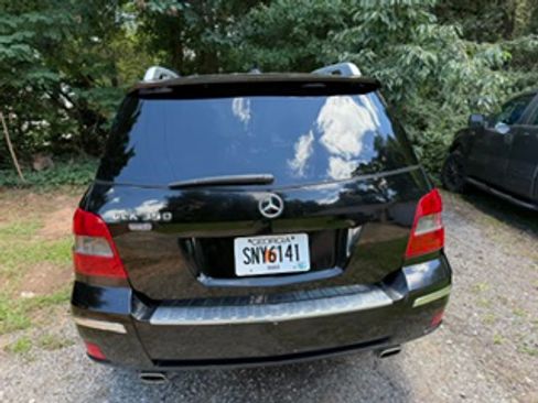 Used 2010 Mercedes-Benz GLK 350 2WD image 2