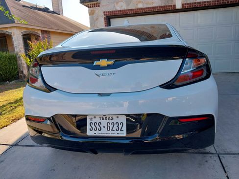 Used 2019 Chevrolet Volt LT FWD image 5