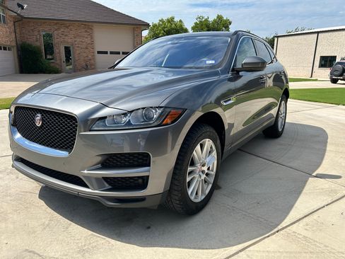 Used 2017 Jaguar F-PACE Prestige AWD/4WD image 8