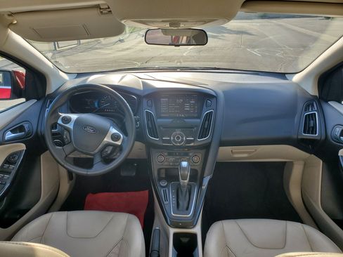 Used 2015 Ford Focus Electric Hatchback FWD image 11