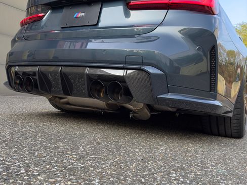 Used 2022 BMW M3 Competition w/ M Carbon Exterior Package image 14