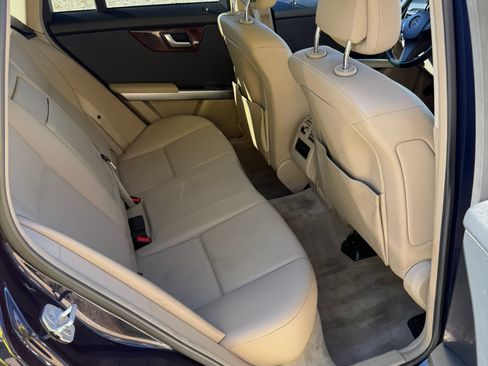 Used 2012 Mercedes-Benz GLK 350 2WD image 6