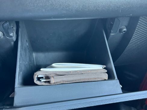 Used 2018 Jeep Wrangler Unlimited Sahara image 19