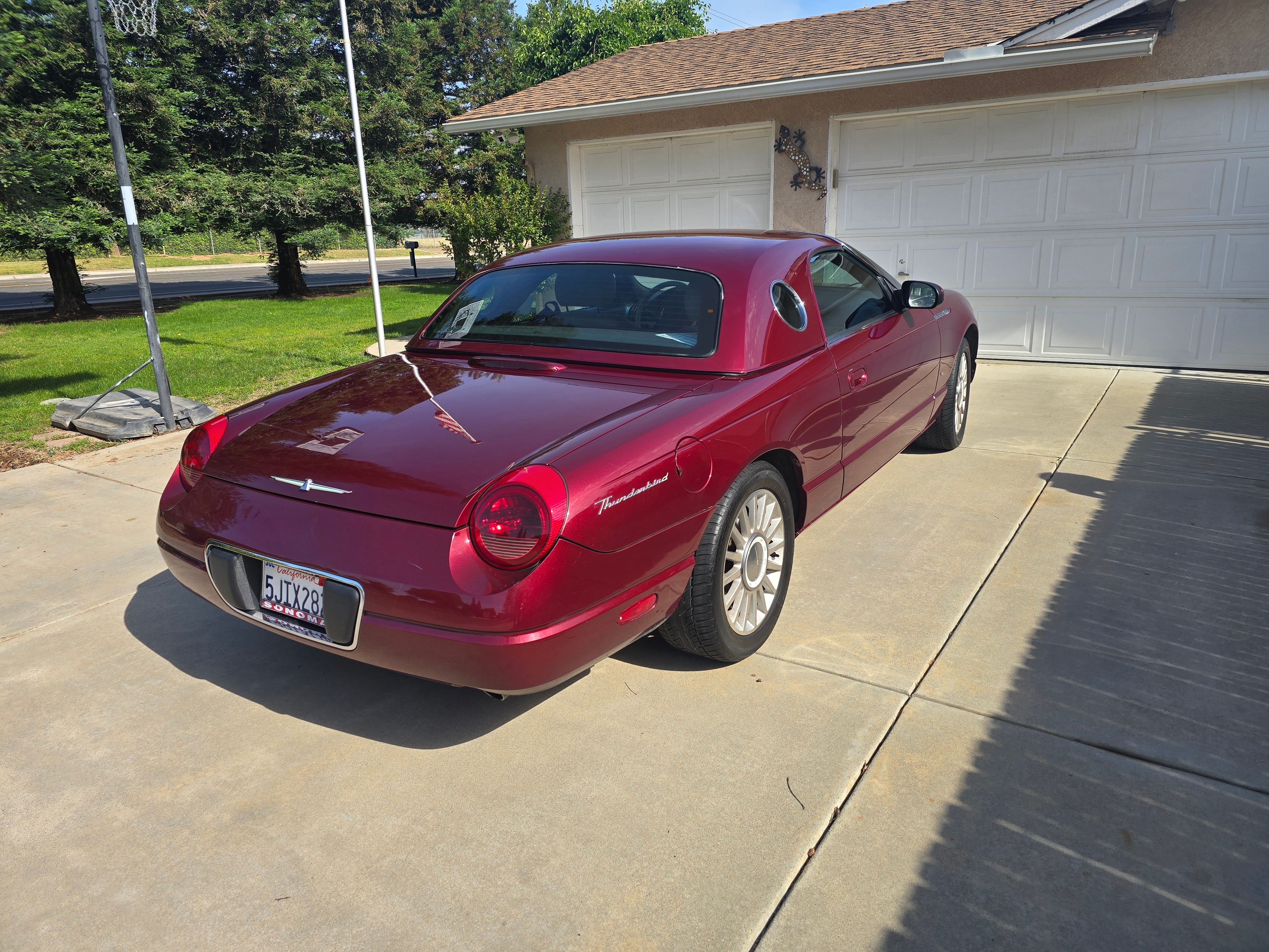 Used 2004 Ford Thunderbird RWD image 6