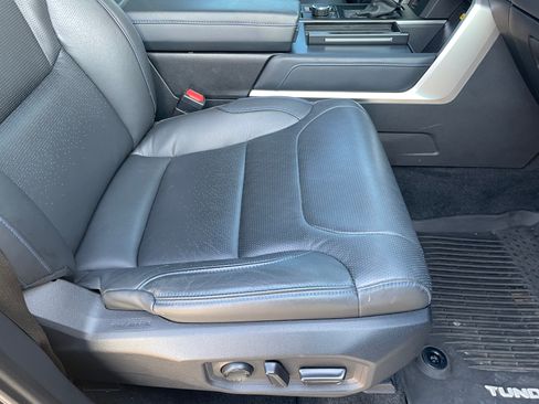 Used 2022 Toyota Tundra Platinum w/ Advanced Package image 13