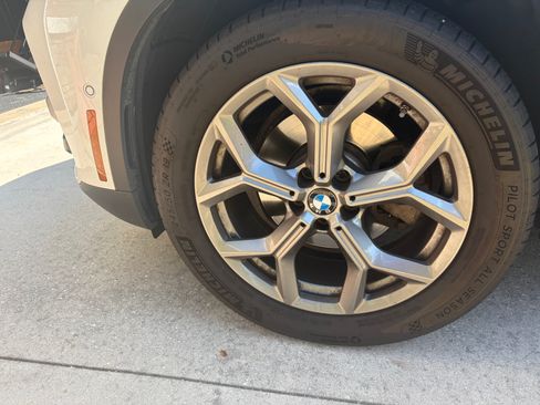 Used 2021 BMW X3 sDrive30i w/ Executive Package RWD image 2