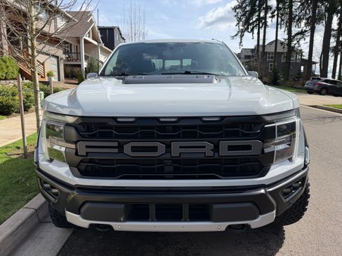Used 2024 Ford F150 Raptor image 4