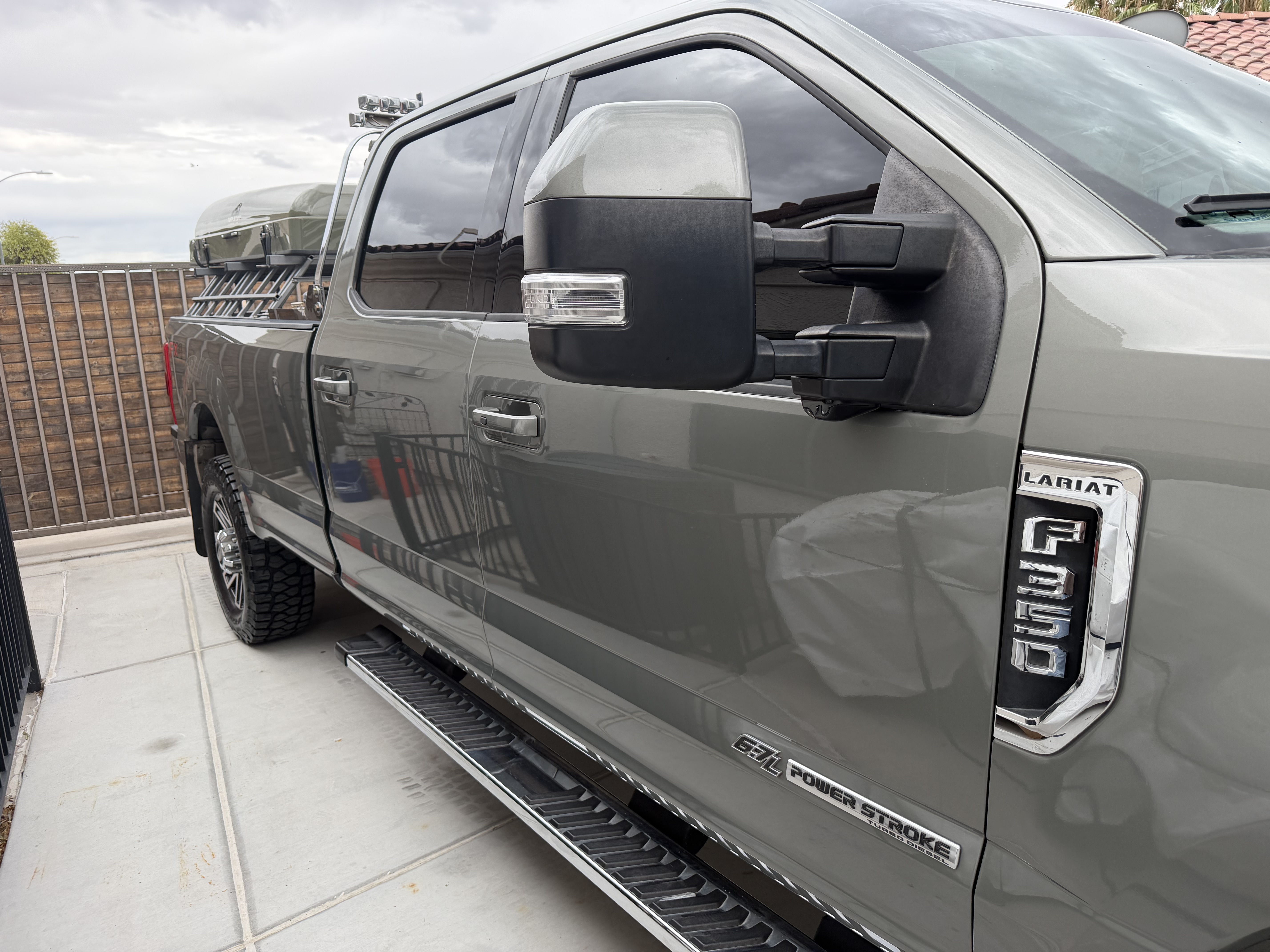 Used 2019 Ford F350 Lariat w/ Lariat Ultimate Package AWD/4WD image 4