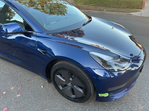 Used 2022 Tesla Model 3 image 4