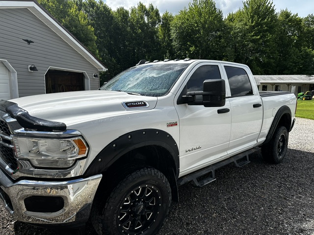Used 2019 RAM 2500 Tradesman AWD/4WD image 2